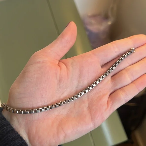 Tiffany’s Venetian Bracelet - Picture 2 of 3